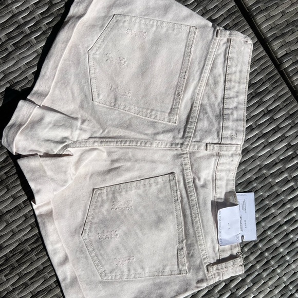 WeWoreWhat Low Rise Rolled Shorty Bleached Grey 26 - Picture 3 of 4